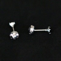 Solitary 316L Stainless Steel Earring with Black Zirconia Stone