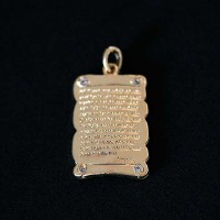 Colgante de joyera semi plateados oro de Nuestro Padre con piedras Zirconia