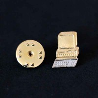Bottom Brooch Gold Plated Computer