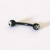 Microbell perforacin de la ceja curvada acero quirrgico Lnea Negro w / Logo Cruz de Malta 1,2 mm x 8 mm