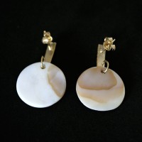 Semi Earring Jewelry Gold Plated Holy Spirit with Mother of Pearl