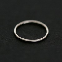 Piercing Nose Ring in 18K White Gold Simple