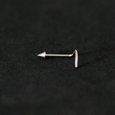Piercing Aço Cirurgico 316L  Nostril Piercing Nariz Spike 0,8mm x 7mm